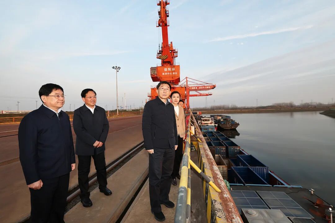 刘宁到信阳市平桥商城固始淮滨调研时强调：推动创新链与产业链深度融合 以新发展理念引领高质量发展